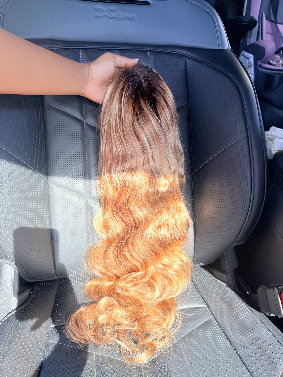 4/ash blonde body wave transparent lace wig | 13x6 | 28in | 220% density